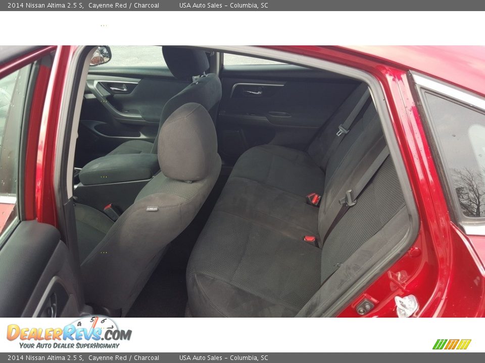 2014 Nissan Altima 2.5 S Cayenne Red / Charcoal Photo #9