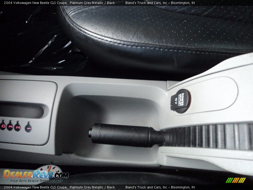 2004 Volkswagen New Beetle GLS Coupe Platinum Grey Metallic / Black Photo #18