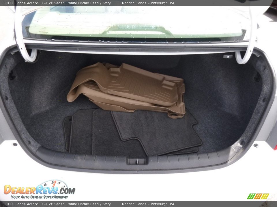 2013 Honda Accord EX-L V6 Sedan White Orchid Pearl / Ivory Photo #15