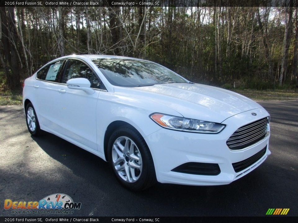 2016 Ford Fusion SE Oxford White / Charcoal Black Photo #1