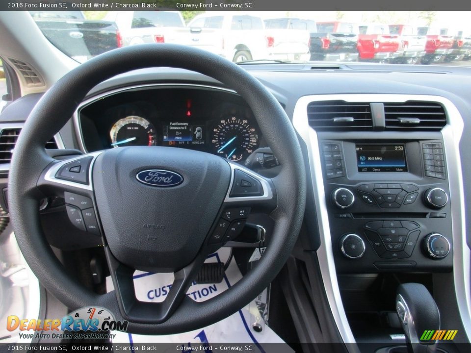 2016 Ford Fusion SE Oxford White / Charcoal Black Photo #23