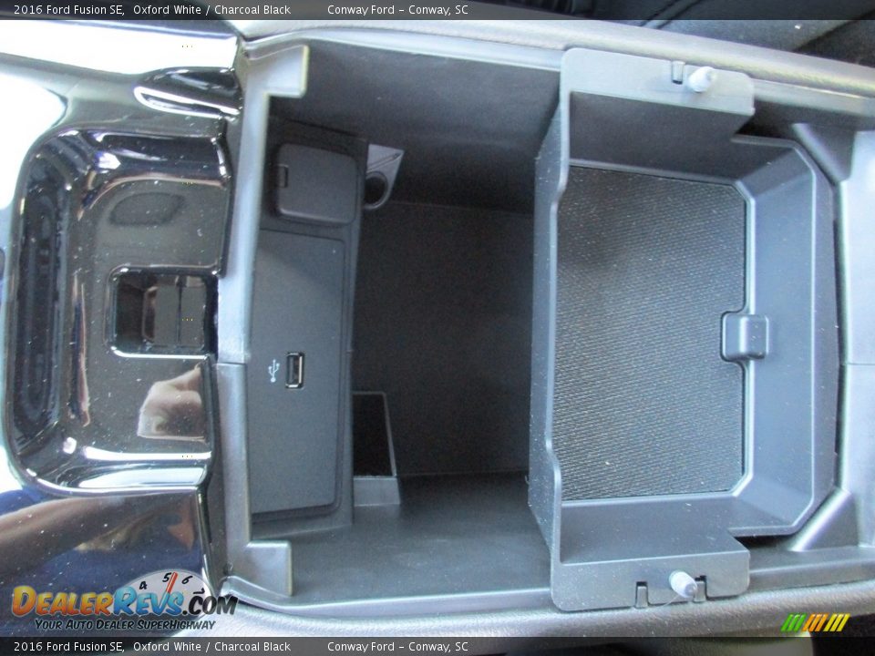 2016 Ford Fusion SE Oxford White / Charcoal Black Photo #25