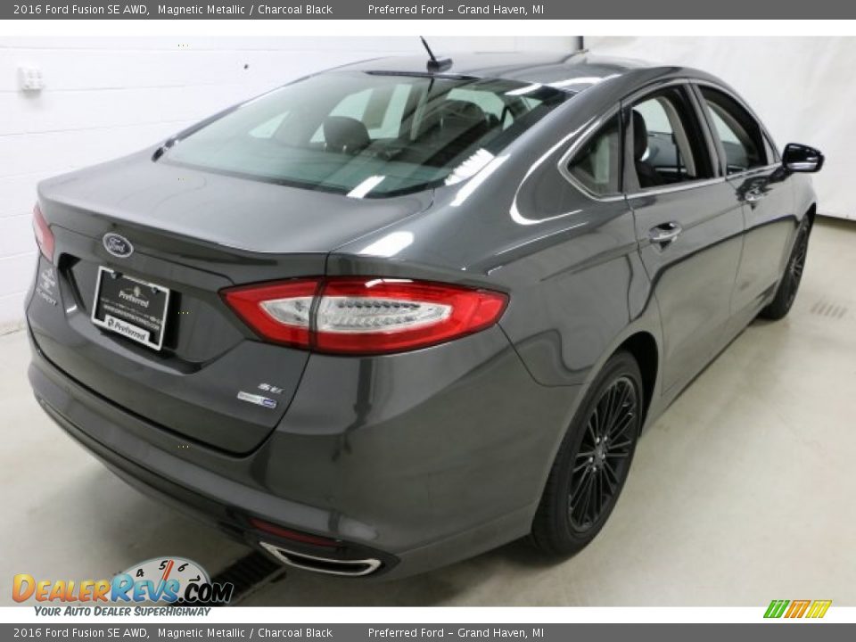 2016 Ford Fusion SE AWD Magnetic Metallic / Charcoal Black Photo #4