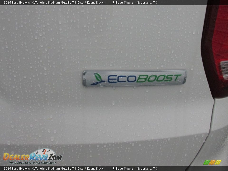 2016 Ford Explorer XLT White Platinum Metallic Tri-Coat / Ebony Black Photo #15