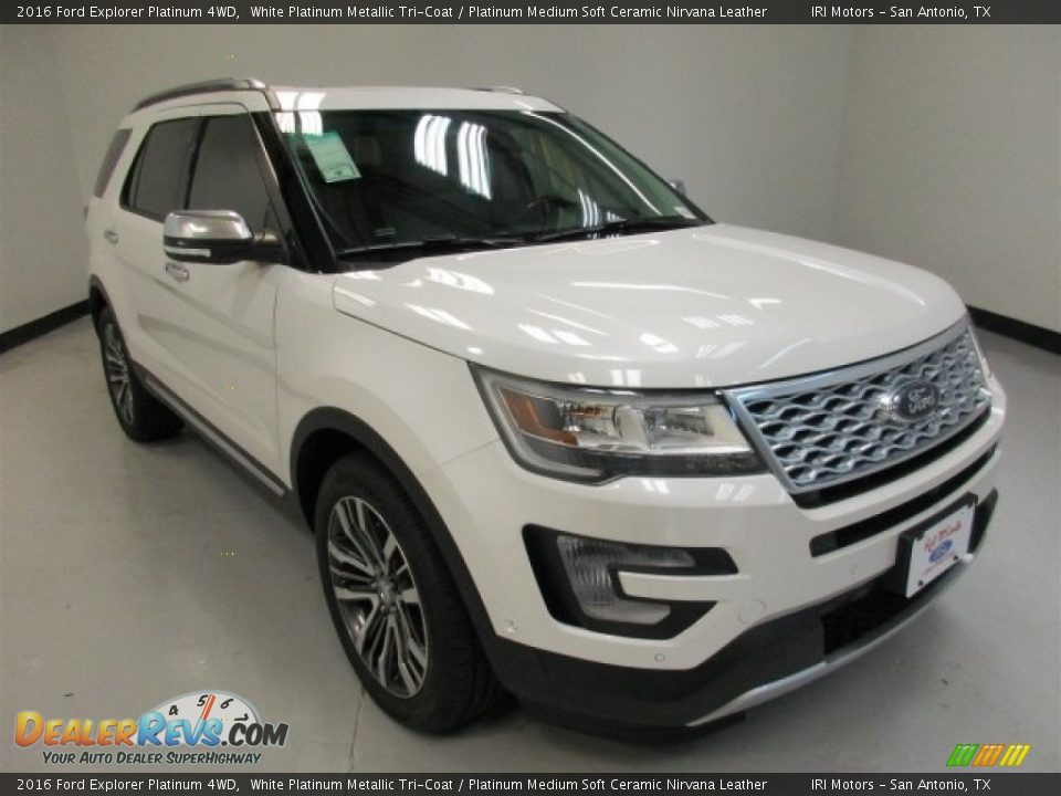 2016 Ford Explorer Platinum 4WD White Platinum Metallic Tri-Coat / Platinum Medium Soft Ceramic Nirvana Leather Photo #2