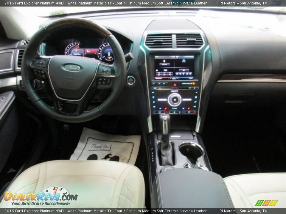 2016 Ford Explorer Platinum 4WD White Platinum Metallic Tri-Coat / Platinum Medium Soft Ceramic Nirvana Leather Photo #14