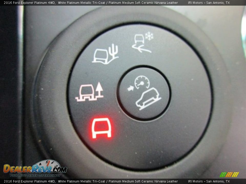 2016 Ford Explorer Platinum 4WD White Platinum Metallic Tri-Coat / Platinum Medium Soft Ceramic Nirvana Leather Photo #34