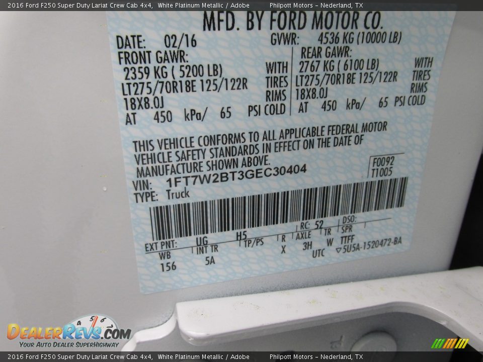 2016 Ford F250 Super Duty Lariat Crew Cab 4x4 White Platinum Metallic / Adobe Photo #35