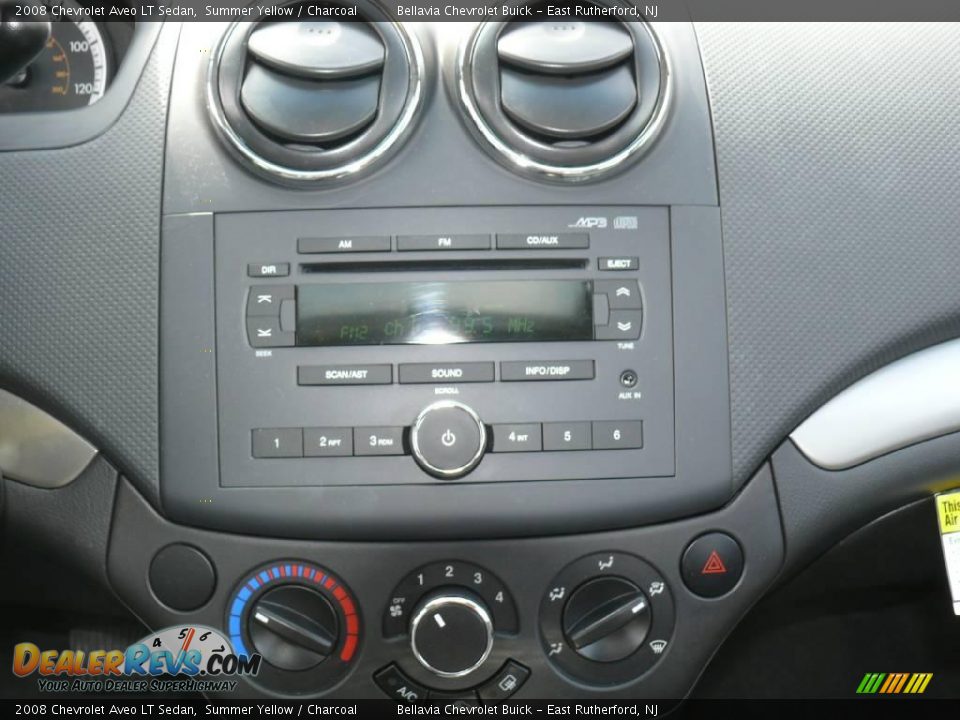 2008 Chevrolet Aveo LT Sedan Summer Yellow / Charcoal Photo #10