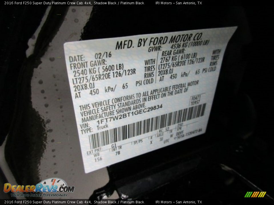 2016 Ford F250 Super Duty Platinum Crew Cab 4x4 Shadow Black / Platinum Black Photo #31