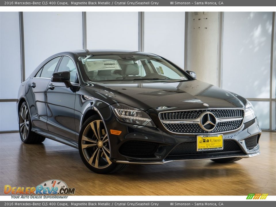 Front 3/4 View of 2016 Mercedes-Benz CLS 400 Coupe Photo #12