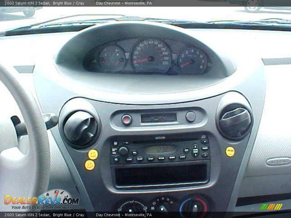 2003 Saturn ION 2 Sedan Bright Blue / Gray Photo #10