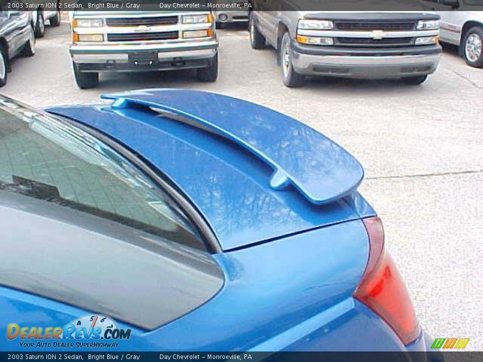 2003 Saturn ION 2 Sedan Bright Blue / Gray Photo #11