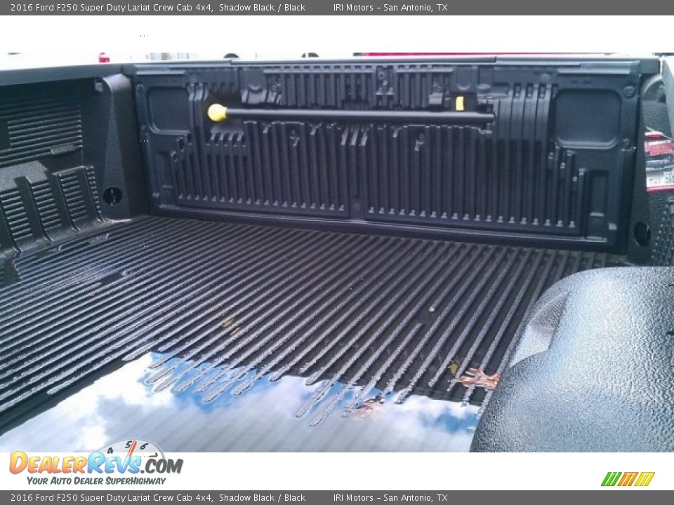 2016 Ford F250 Super Duty Lariat Crew Cab 4x4 Shadow Black / Black Photo #7