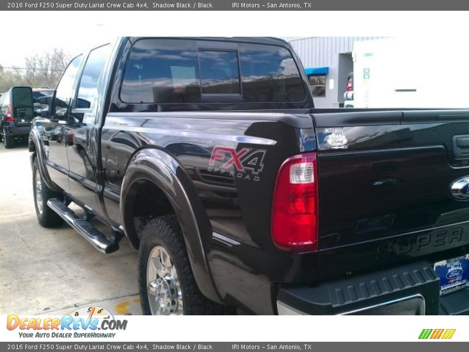 2016 Ford F250 Super Duty Lariat Crew Cab 4x4 Shadow Black / Black Photo #10