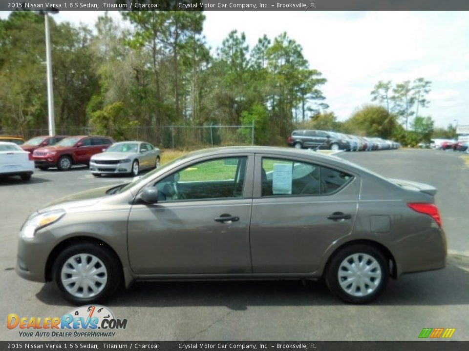 2015 Nissan Versa 1.6 S Sedan Titanium / Charcoal Photo #2