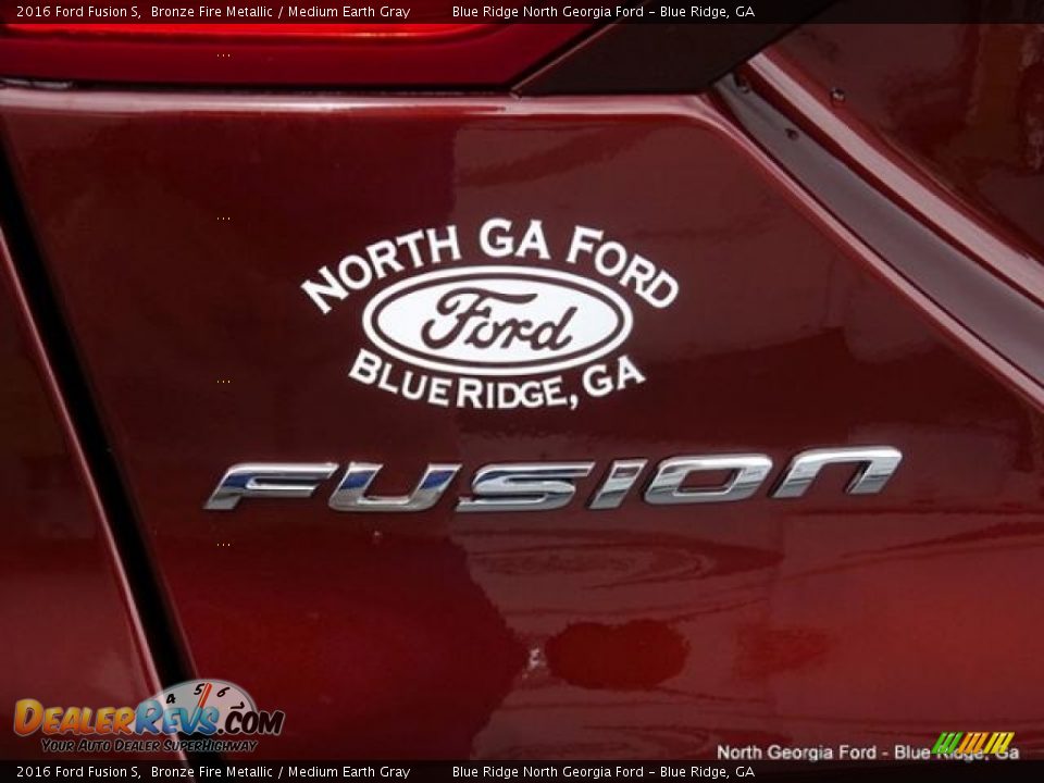 2016 Ford Fusion S Bronze Fire Metallic / Medium Earth Gray Photo #36
