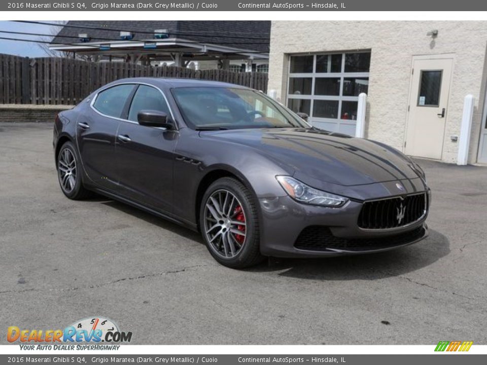 Front 3/4 View of 2016 Maserati Ghibli S Q4 Photo #1