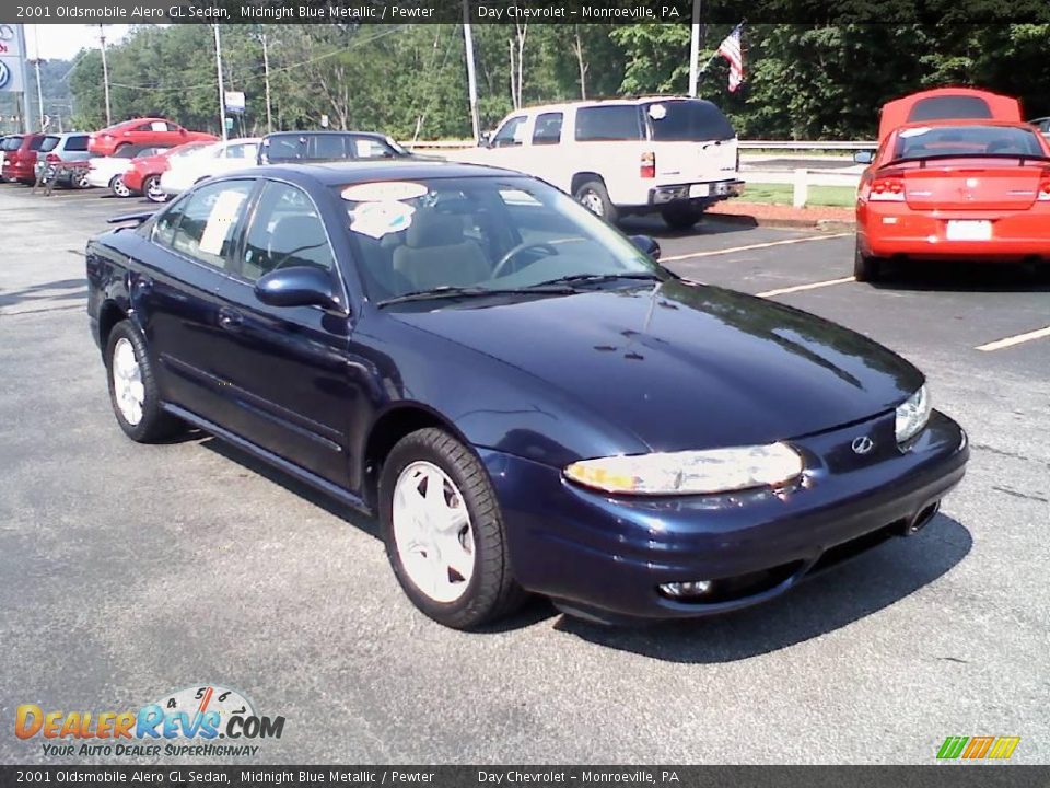 2001 Oldsmobile Alero GL Sedan Midnight Blue Metallic / Pewter Photo #1