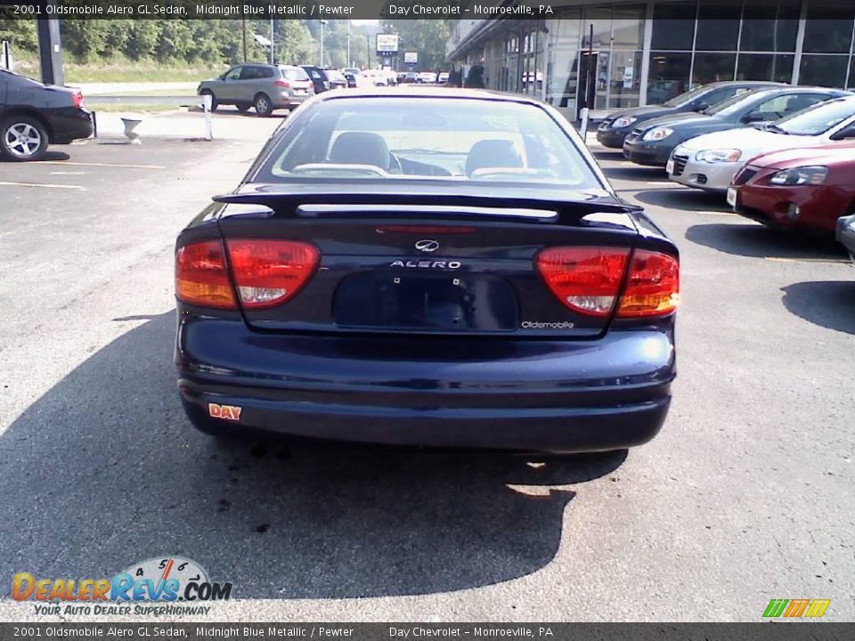 2001 Oldsmobile Alero GL Sedan Midnight Blue Metallic / Pewter Photo #5