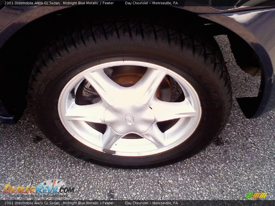 2001 Oldsmobile Alero GL Sedan Midnight Blue Metallic / Pewter Photo #19