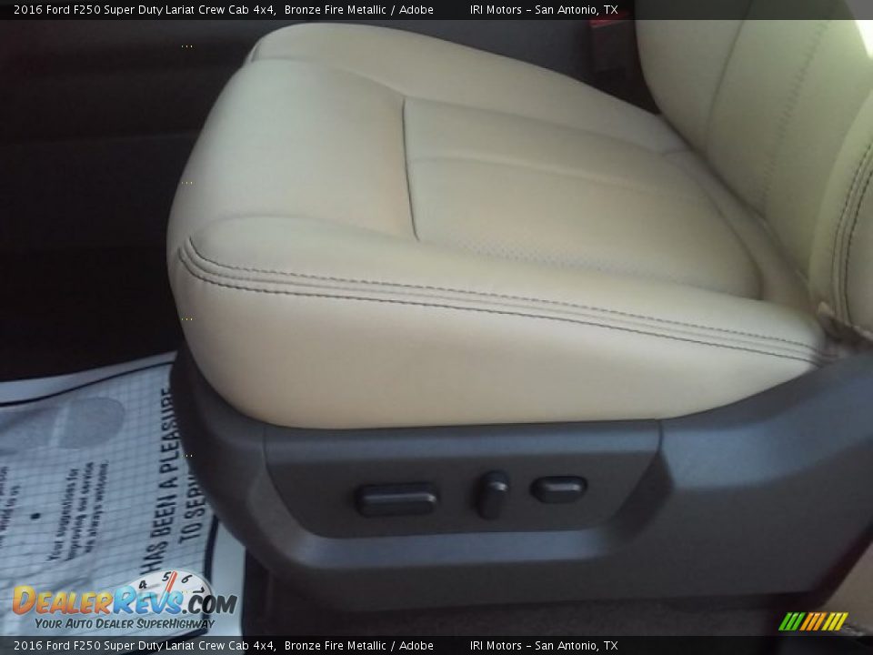 2016 Ford F250 Super Duty Lariat Crew Cab 4x4 Bronze Fire Metallic / Adobe Photo #15