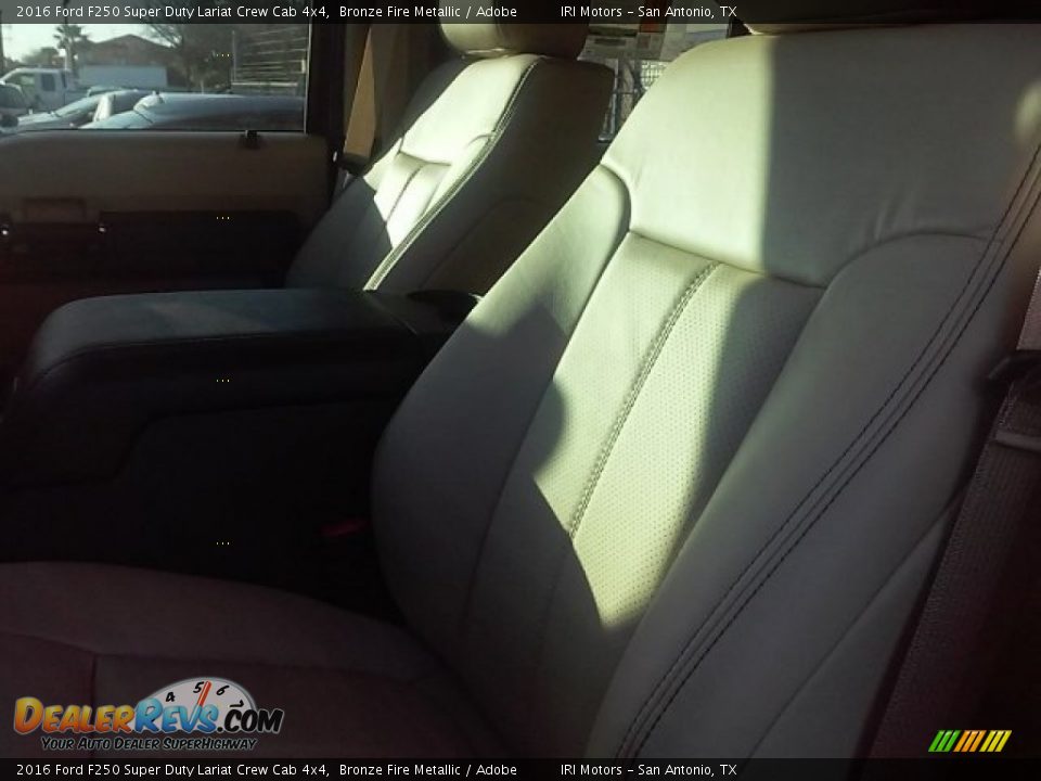 2016 Ford F250 Super Duty Lariat Crew Cab 4x4 Bronze Fire Metallic / Adobe Photo #16