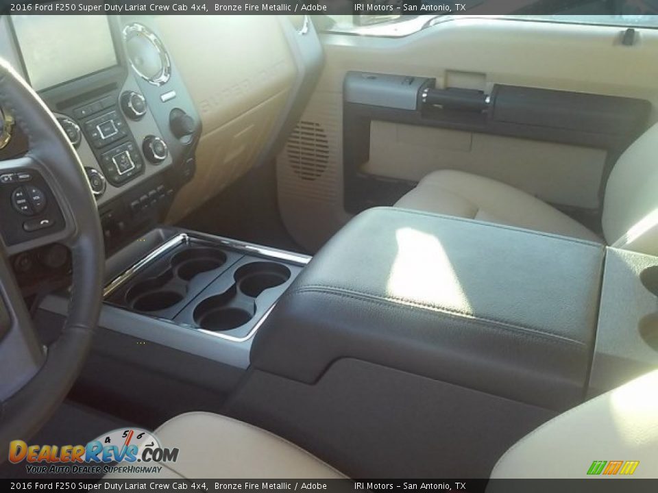 2016 Ford F250 Super Duty Lariat Crew Cab 4x4 Bronze Fire Metallic / Adobe Photo #17