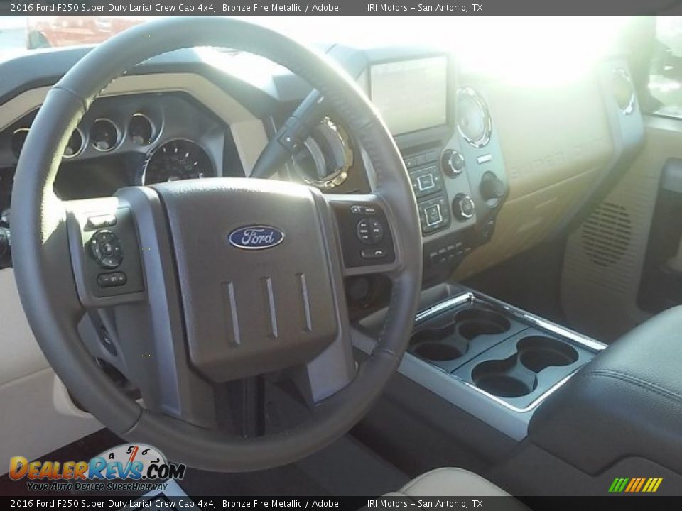 2016 Ford F250 Super Duty Lariat Crew Cab 4x4 Bronze Fire Metallic / Adobe Photo #18
