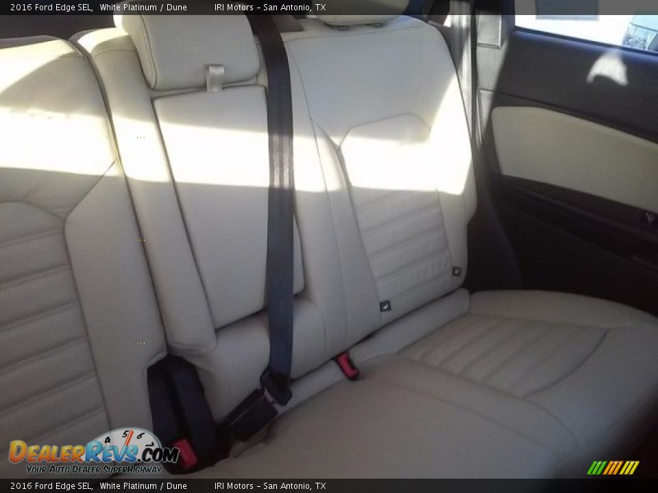 2016 Ford Edge SEL White Platinum / Dune Photo #14