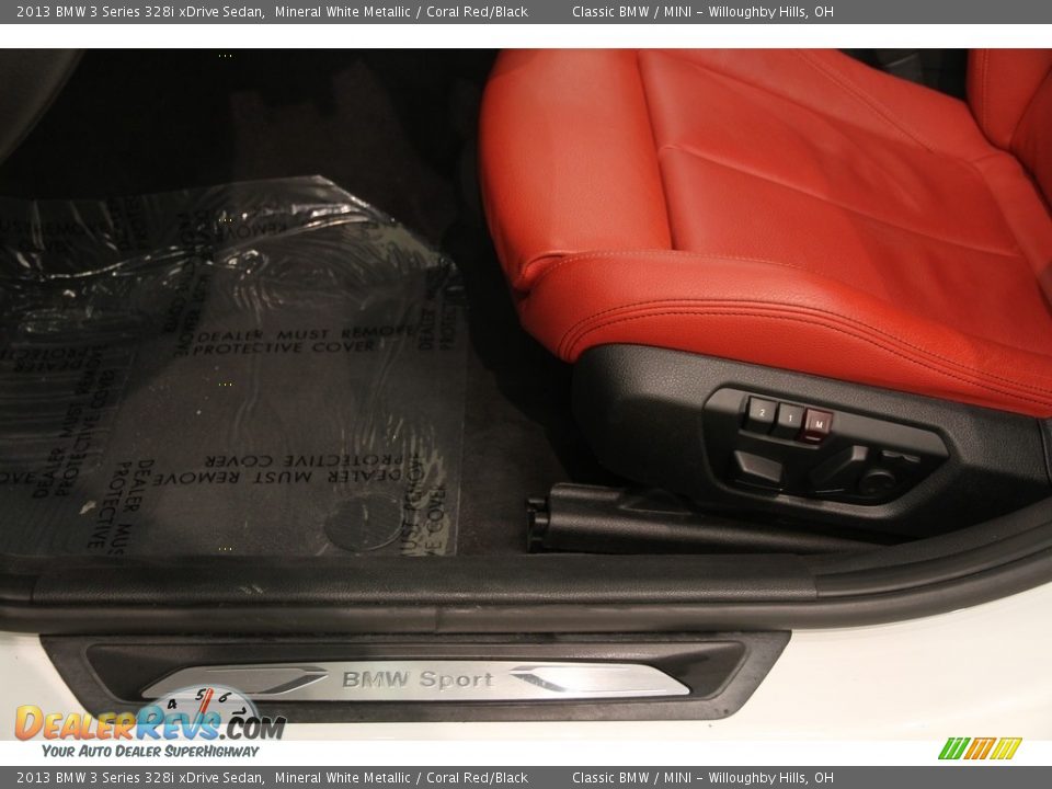 2013 BMW 3 Series 328i xDrive Sedan Mineral White Metallic / Coral Red/Black Photo #6