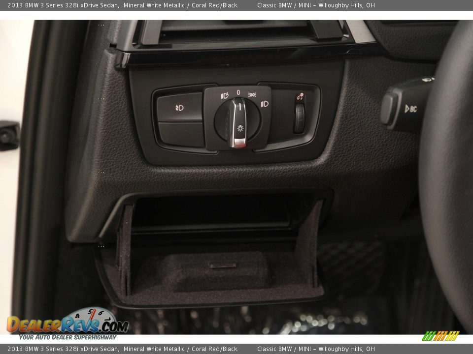 2013 BMW 3 Series 328i xDrive Sedan Mineral White Metallic / Coral Red/Black Photo #7