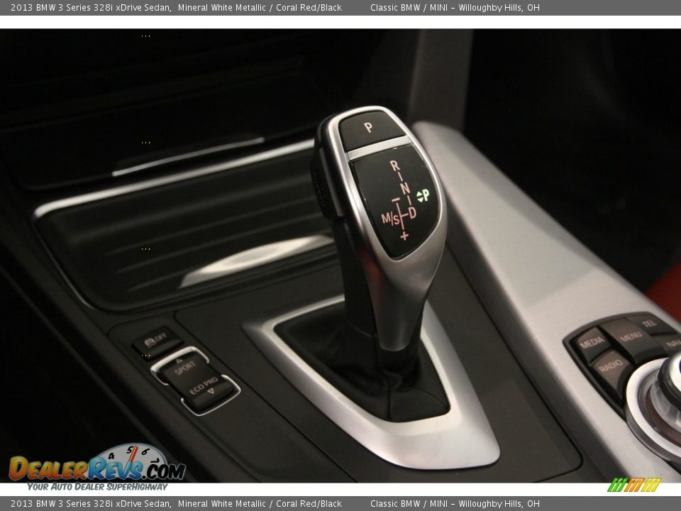 2013 BMW 3 Series 328i xDrive Sedan Shifter Photo #24