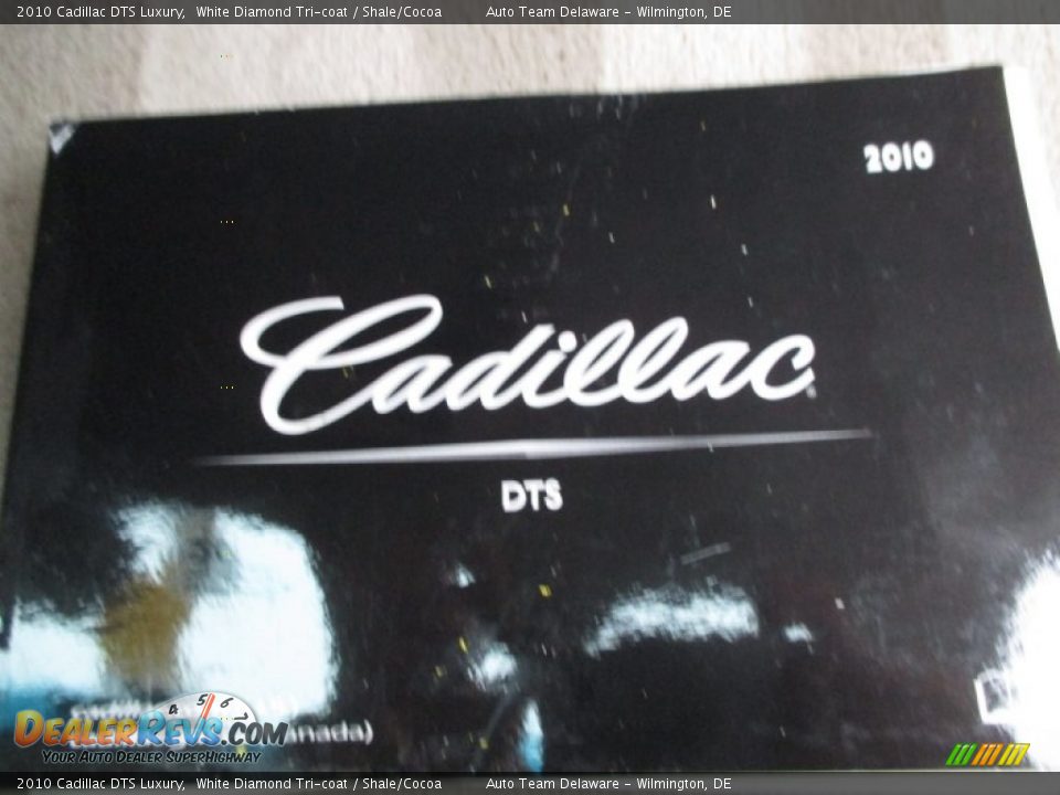 2010 Cadillac DTS Luxury White Diamond Tri-coat / Shale/Cocoa Photo #34
