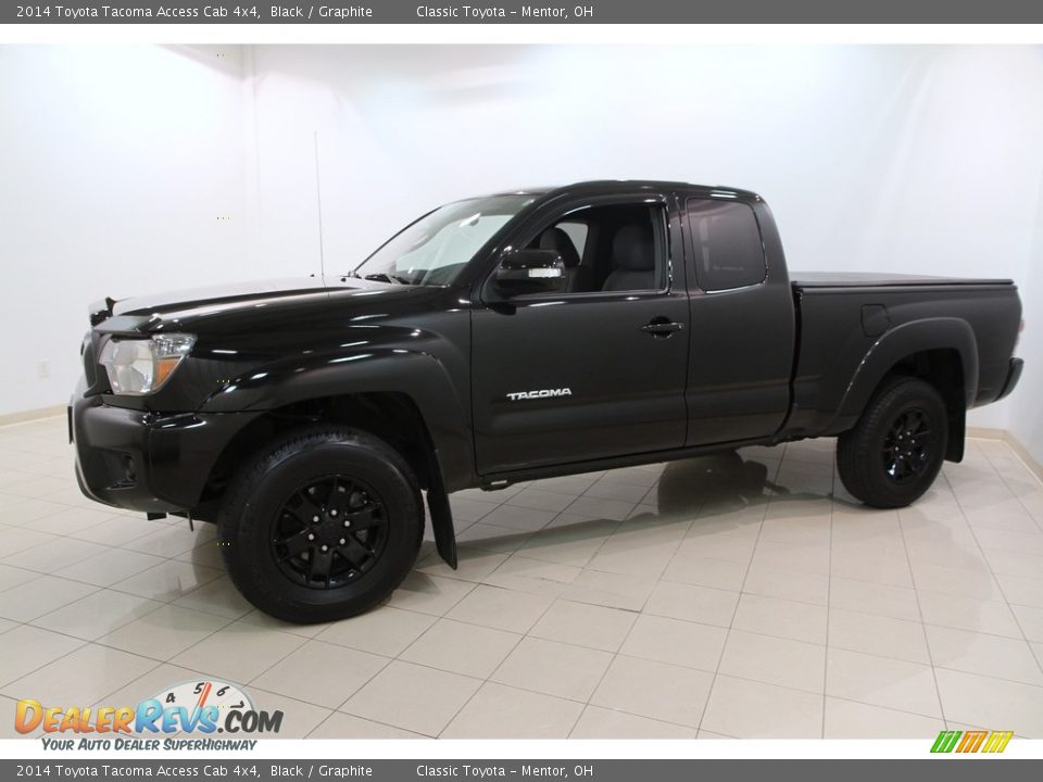 2014 Toyota Tacoma Access Cab 4x4 Black / Graphite Photo #3