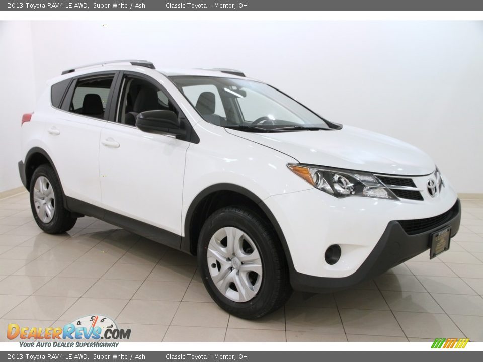 2013 Toyota RAV4 LE AWD Super White / Ash Photo #1