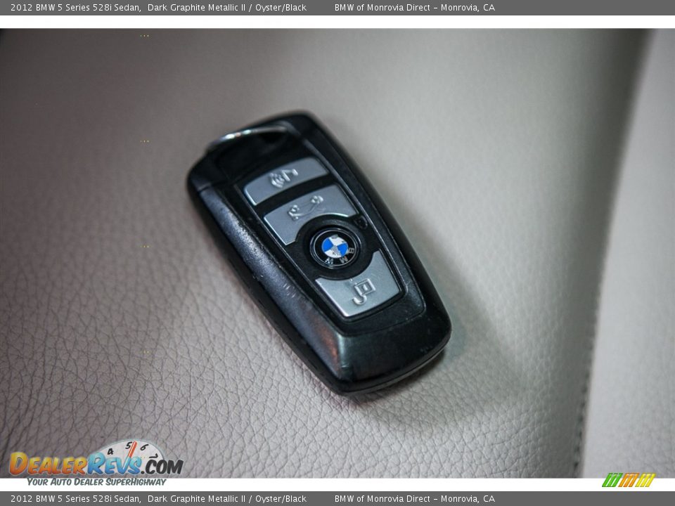 2012 BMW 5 Series 528i Sedan Dark Graphite Metallic II / Oyster/Black Photo #11