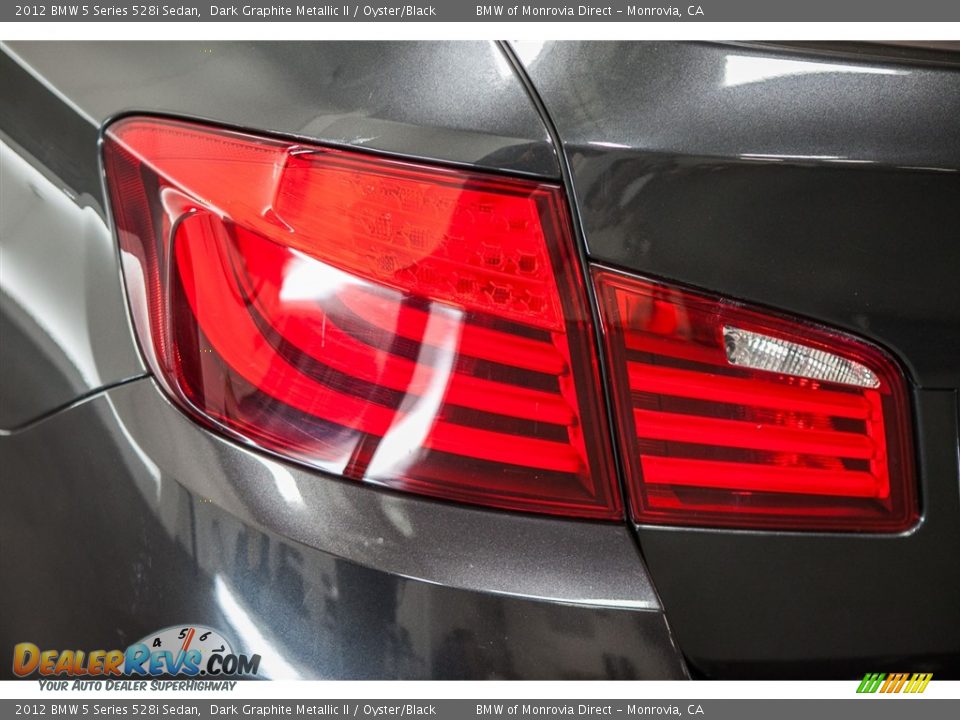 2012 BMW 5 Series 528i Sedan Dark Graphite Metallic II / Oyster/Black Photo #29