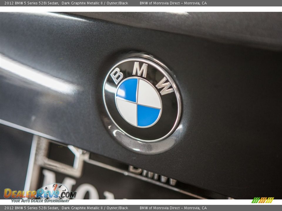 2012 BMW 5 Series 528i Sedan Dark Graphite Metallic II / Oyster/Black Photo #30