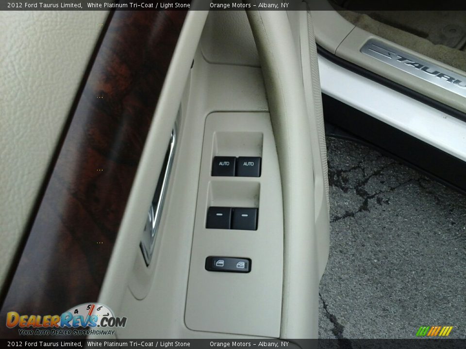 2012 Ford Taurus Limited White Platinum Tri-Coat / Light Stone Photo #21