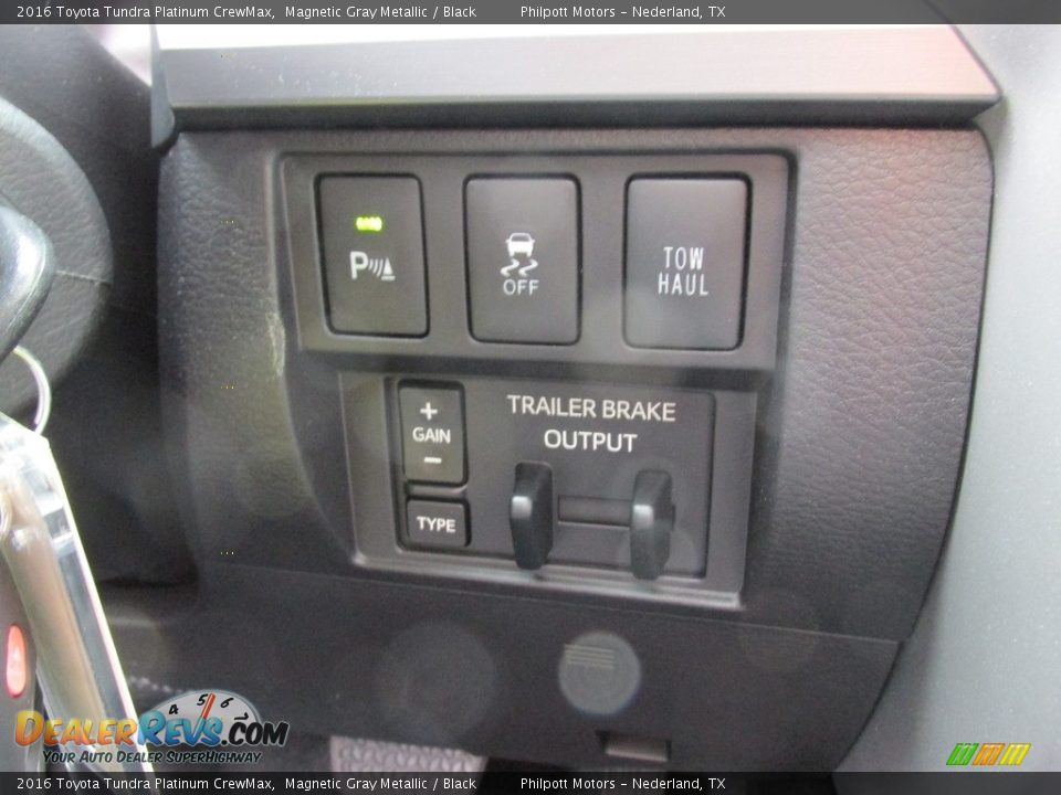 Controls of 2016 Toyota Tundra Platinum CrewMax Photo #27