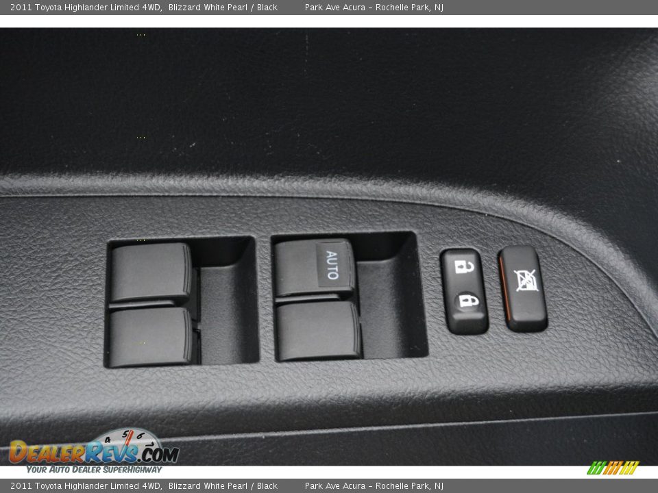 2011 Toyota Highlander Limited 4WD Blizzard White Pearl / Black Photo #10