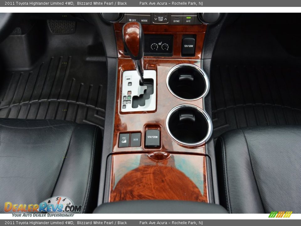 2011 Toyota Highlander Limited 4WD Blizzard White Pearl / Black Photo #18