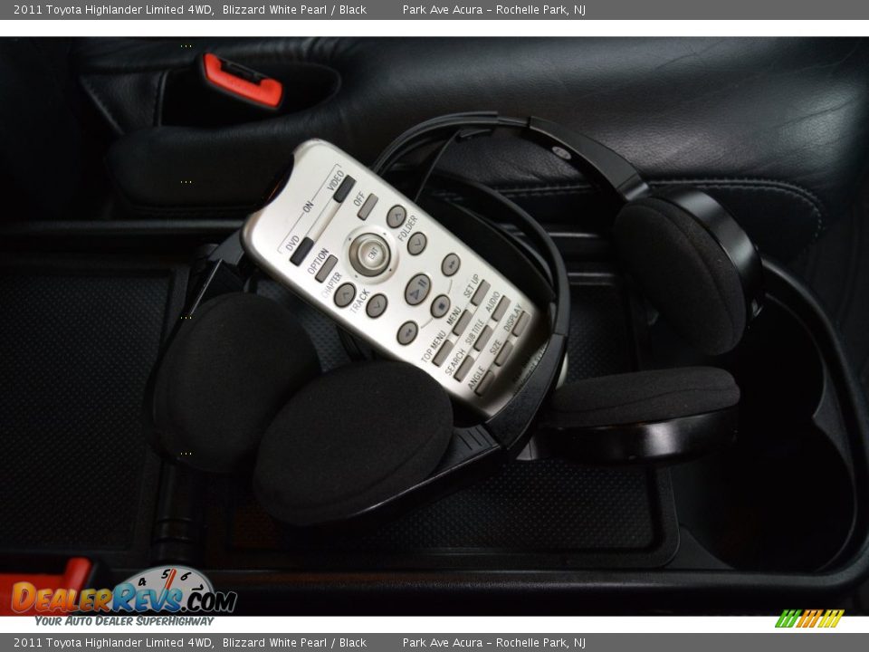 2011 Toyota Highlander Limited 4WD Blizzard White Pearl / Black Photo #29