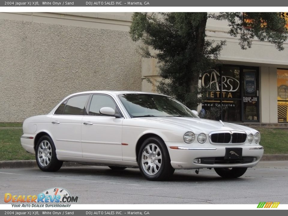 2004 Jaguar XJ XJ8 White Onyx / Sand Photo #6