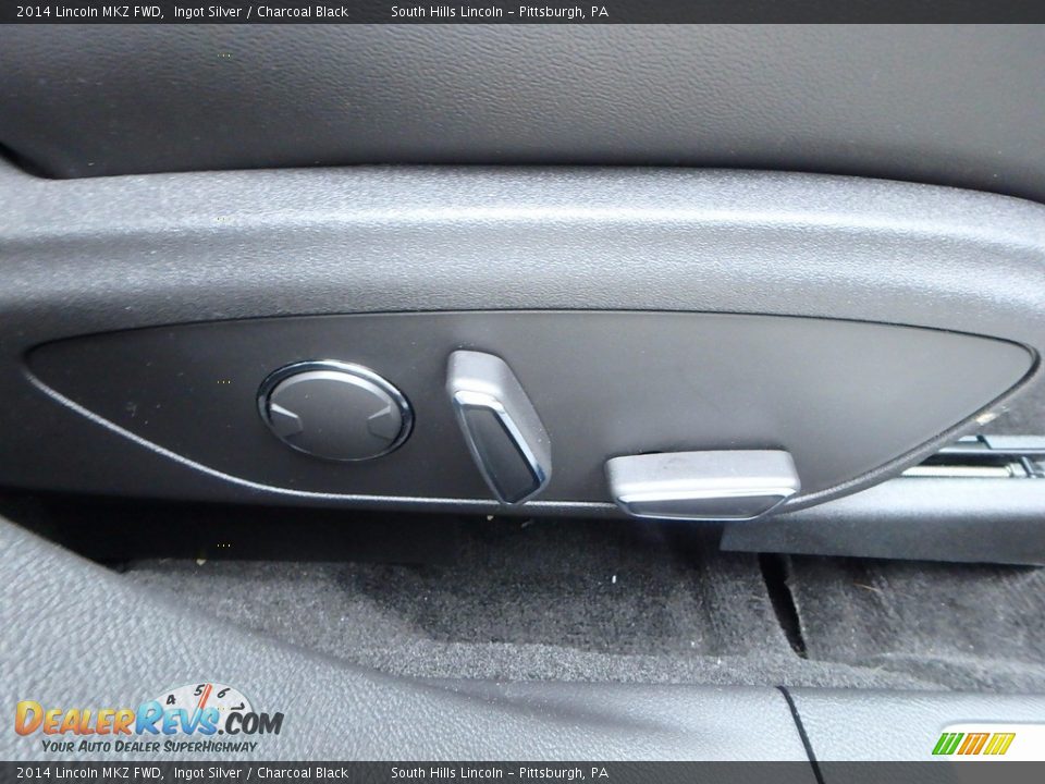 2014 Lincoln MKZ FWD Ingot Silver / Charcoal Black Photo #12