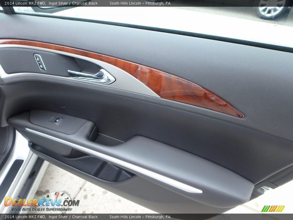 2014 Lincoln MKZ FWD Ingot Silver / Charcoal Black Photo #13