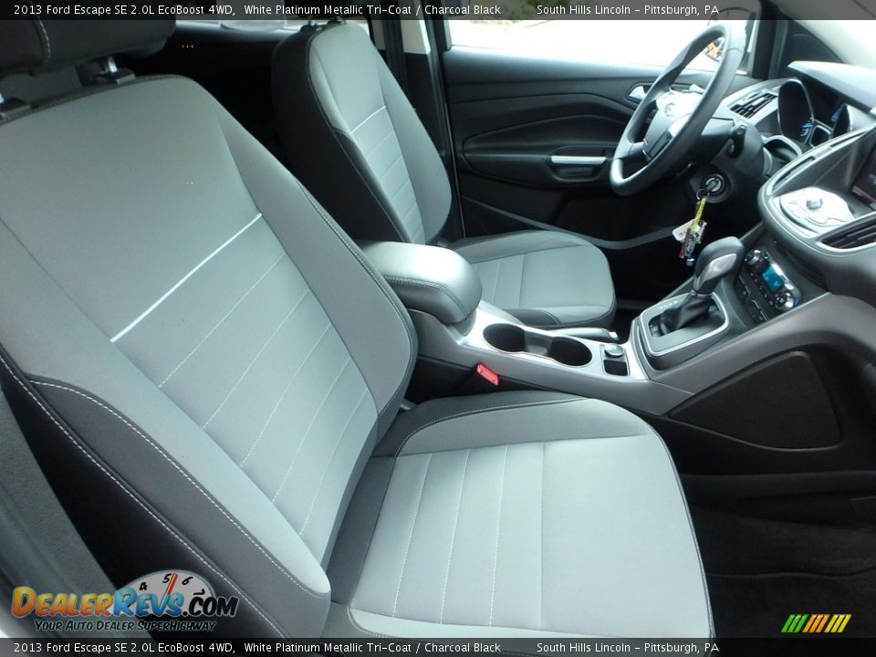 2013 Ford Escape SE 2.0L EcoBoost 4WD White Platinum Metallic Tri-Coat / Charcoal Black Photo #11