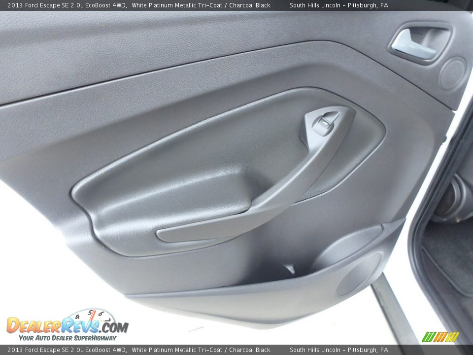 2013 Ford Escape SE 2.0L EcoBoost 4WD White Platinum Metallic Tri-Coat / Charcoal Black Photo #19