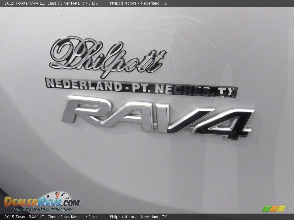 2015 Toyota RAV4 LE Classic Silver Metallic / Black Photo #14